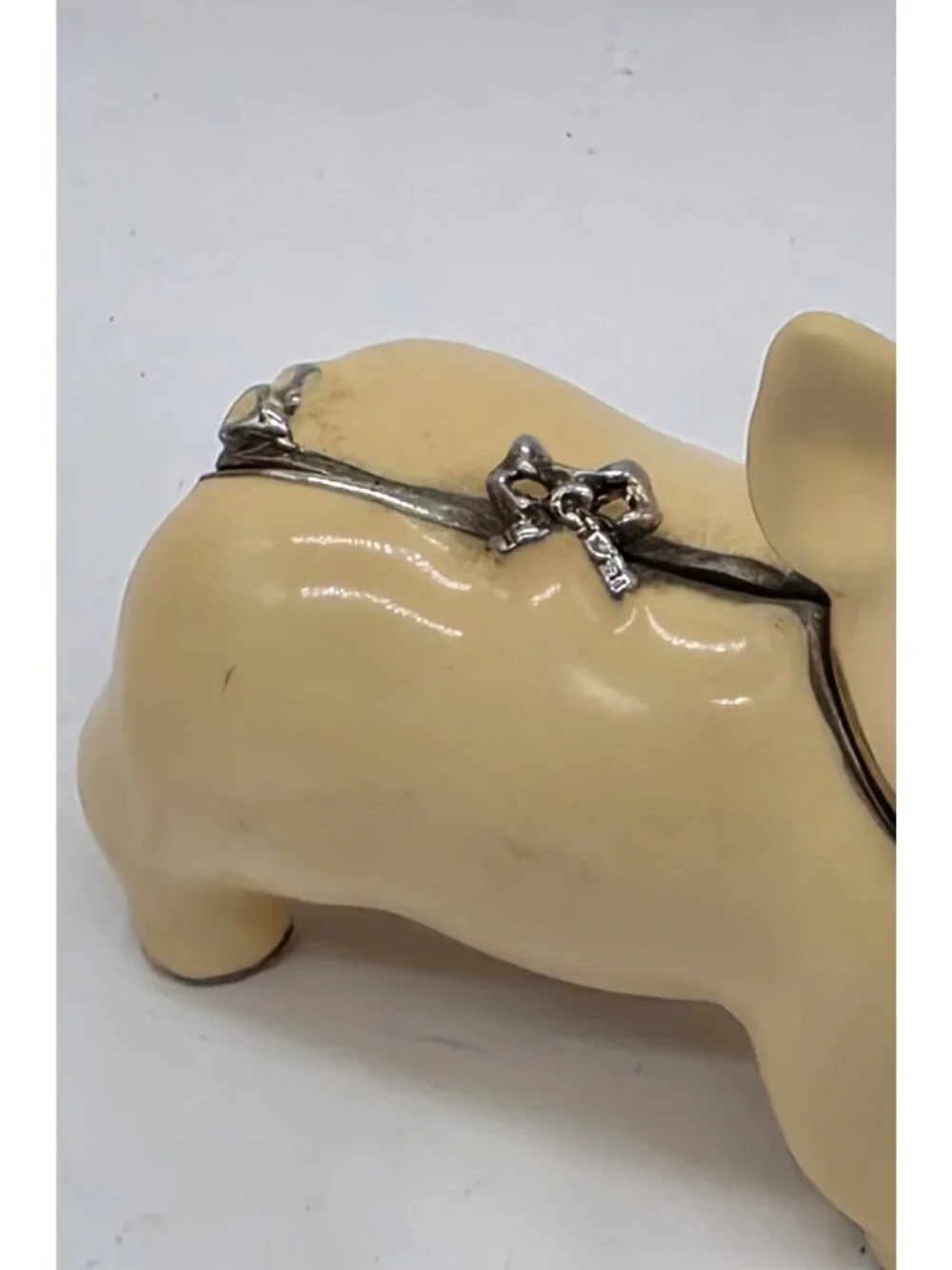 Enamel Hinged Pig Trinket Box Magnetic Closure Vintage Farmhouse Country Swine